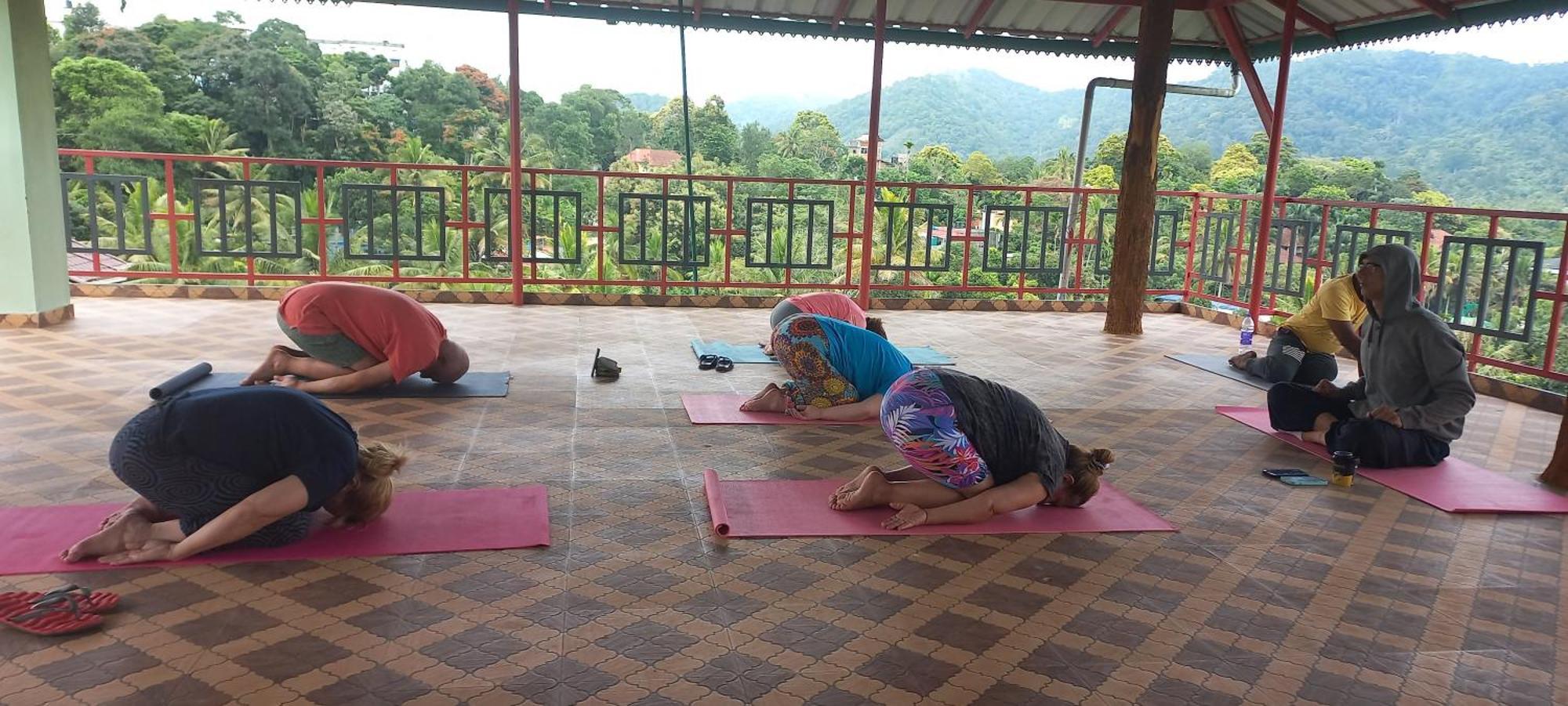 Panthalams Homestay Thekkady Exteriör bild
