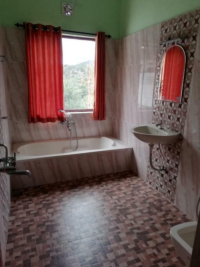 Panthalams Homestay Thekkady Exteriör bild
