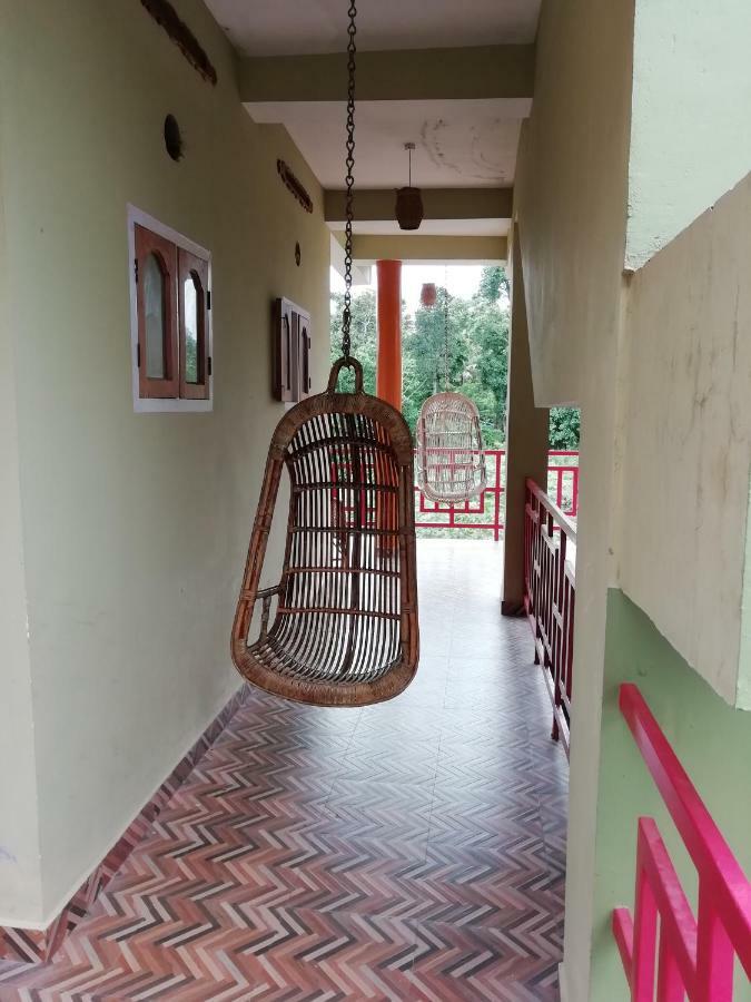 Panthalams Homestay Thekkady Exteriör bild